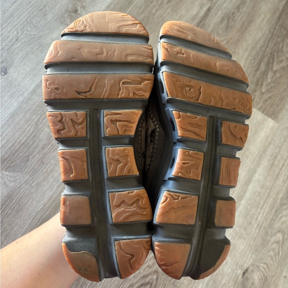 On Cloudaway Smoky Quartz Sneakers/Trail/Run/walk - Picture 6 of 10